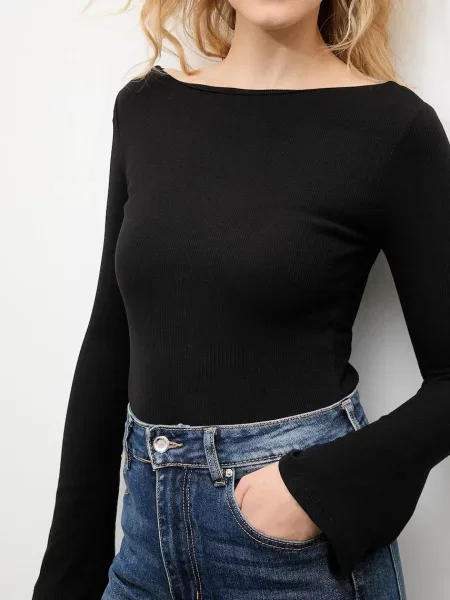 Majica z dolgimi rokavi Answear.LAB črna