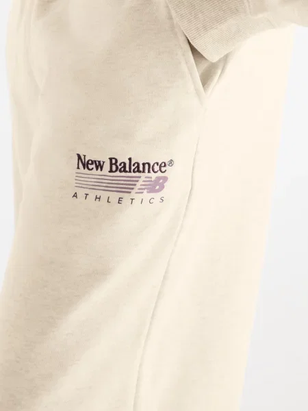 Махрові спортивні штани New Balance бежеві