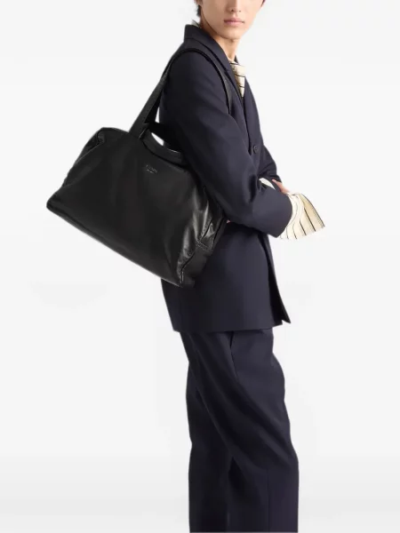 Geantă Prada din piele business negru