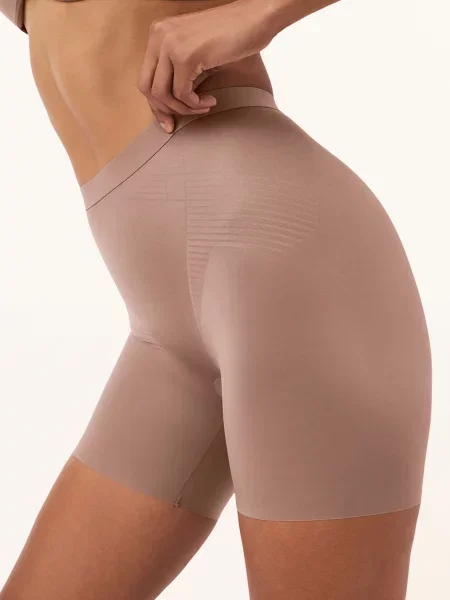 Spanx Tvarovací Šortky Spanxshape™ Invisible světle hnědá