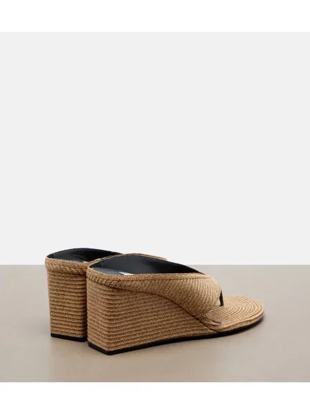 Sandale Alaïa cu pană bej