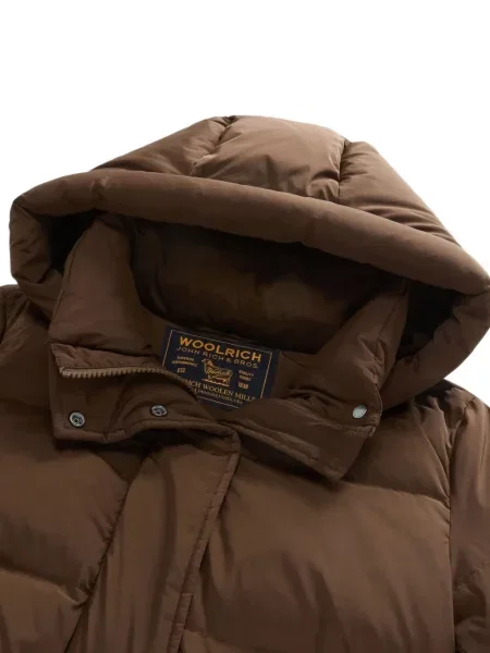 Яке Woolrich кафяво
