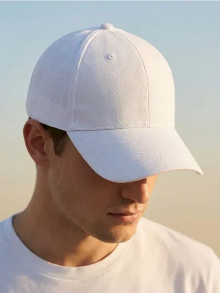 Sinsay Czapka z daszkiem biały