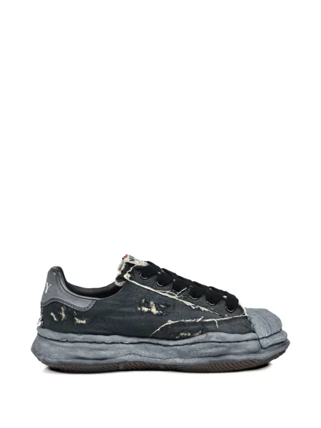 Sneakerși Maison Mihara Yasuhiro rupți din canvas negru
