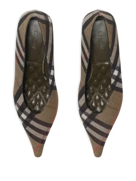 Pantofi cu toc Burberry în carouri maro