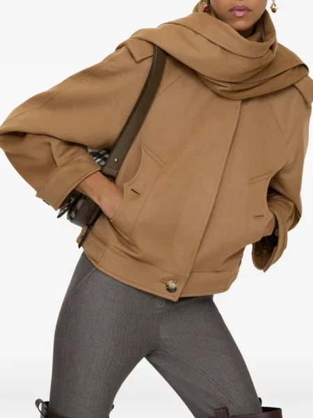Яке Burberry