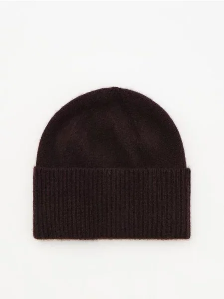 Reserved LADIES` CAP maro-închis maro