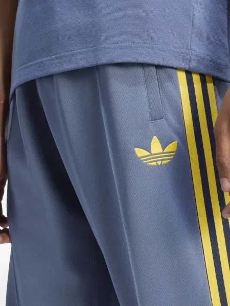 Geacă Adidas cu broderie alergare albastru