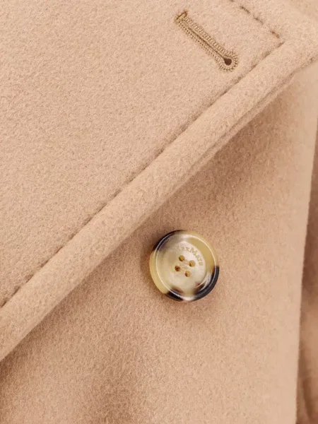 Palton Max Mara cu două rânduri de nasturi
