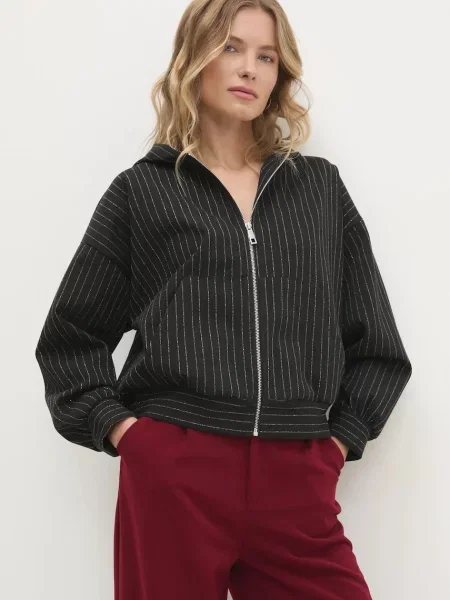 Суичър с качулка Answear Lab с качулка с принт черно