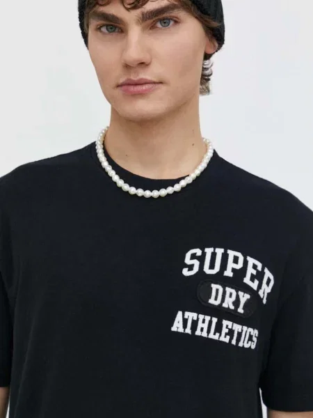 Футболка Superdry з аплікацією чорний