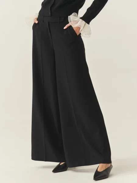 TATUUM Pantaloni negru