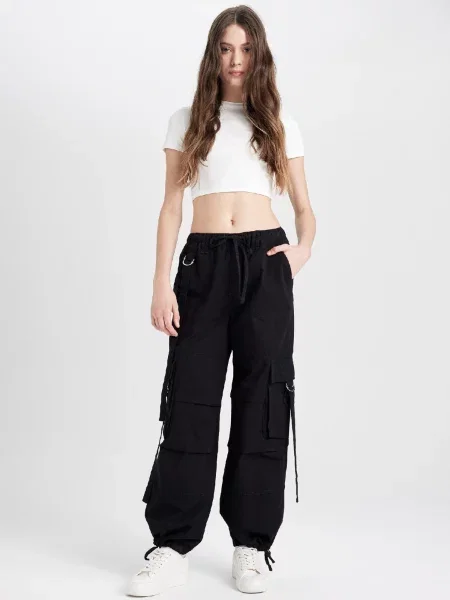 Tricou Defacto din tul scurt negru