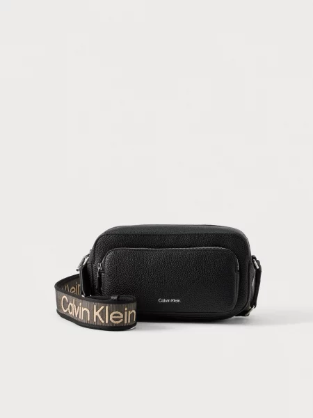 Calvin Klein Taška cez rameno čierna