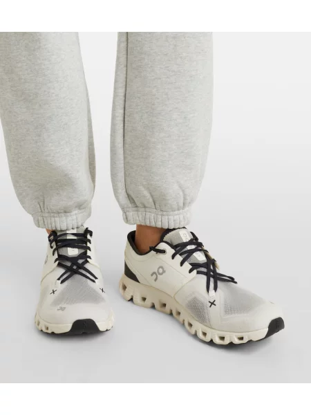 Pantaloni sport The Upside din jerseu gri