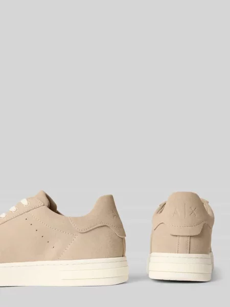 Sneakersy Armani Exchange zamszowe beżowe