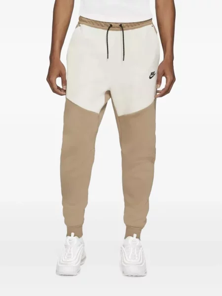 Szorty Nike polarowe do biegania w kamuflażu czarne