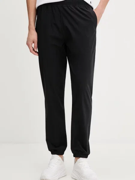 On spodnie dresowe Focus czarne