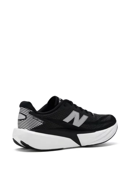 Zomšinės šlepetės New Balance su platforma pilka