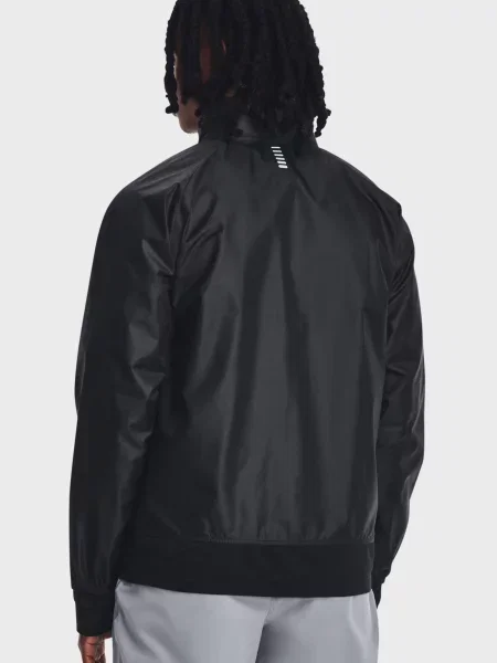Куртка Under Armour для бігу чорна