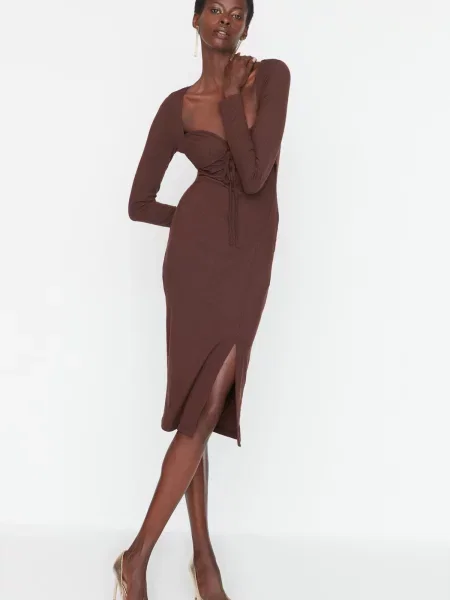 Rochie de cocktail Trendyol maro