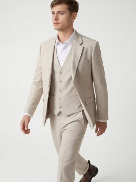 Reserved Костюмний жилет бежевий