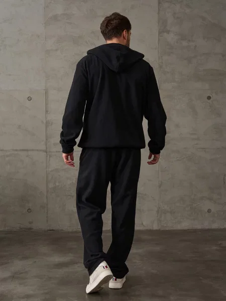 Костюмный спортивный костюм Issa Plus черный