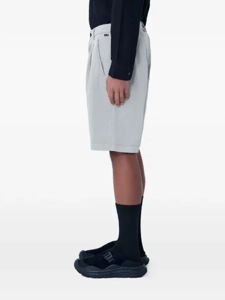 Pantaloni scurți Moos Studio plisate