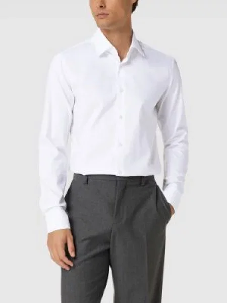Koszula biznesowa o kroju slim fit z kołnierzykiem typu kent model ‘Hank Kent’ Hugo Boss biała
