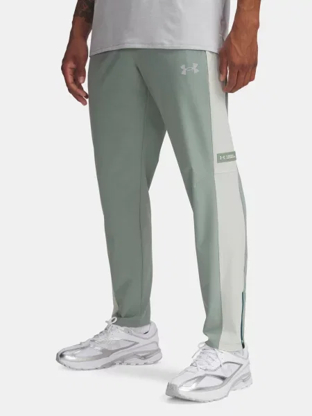 Pantaloni sport Under Armour gri