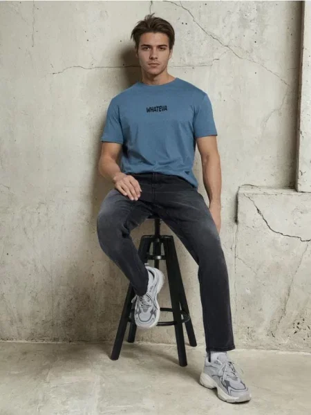 Sinsay Jeansy regular fit z efektem sprania szary