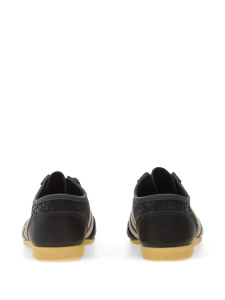 Dlouhé běžecké boty Adidas Terrex s krátkými rukávy s výstřihem do v černé