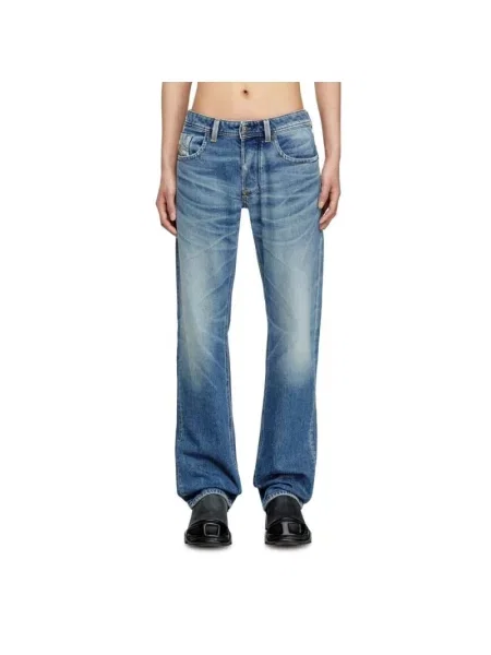 Jeansy Diesel Larkee niebieskie
