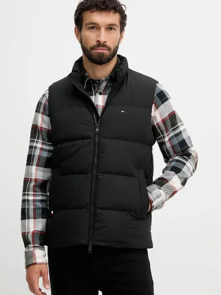 Пухен елек Tommy Hilfiger зимен модел черно