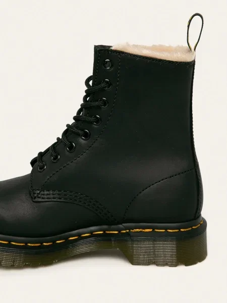 Pantofi Dr. Martens din piele negru
