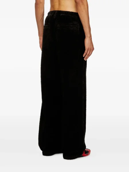Pantaloni Diesel de catifea cord maro