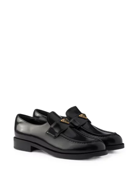 Pantofi loafer Prada din piele negru