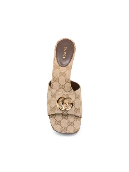 Klapki Gucci z logo beżowe