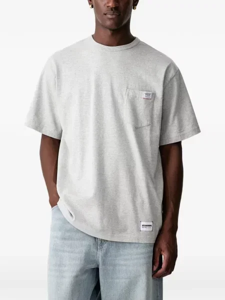 Tricou Neighborhood cu buzunare aplicate cu autograf gri