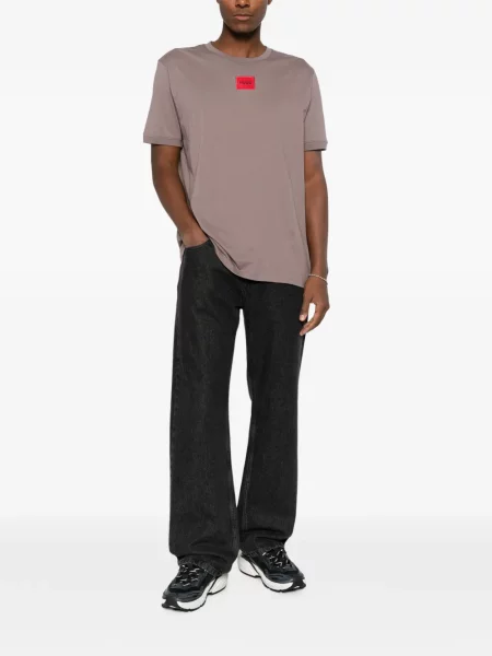 Tricou Hugo cu autograf maro