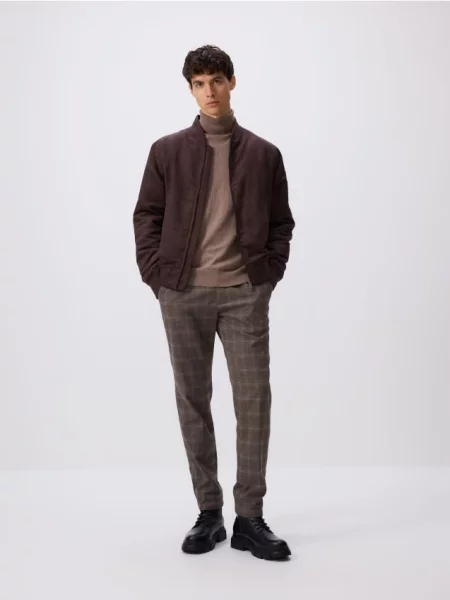 Замшевый бомбер Reserved коричневый