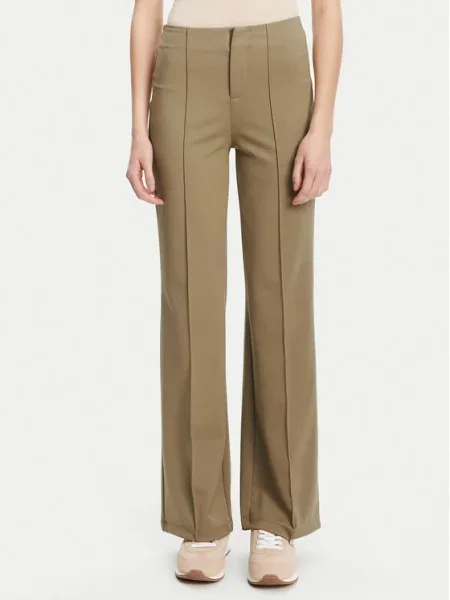Guess Pantaloni din maro