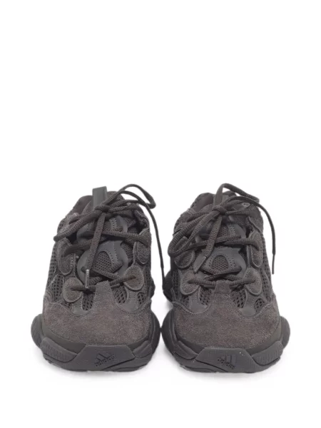 Маратонки Adidas Yeezy черно