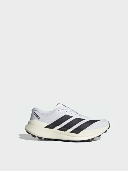 Кроссовки Adidas Terrex белые