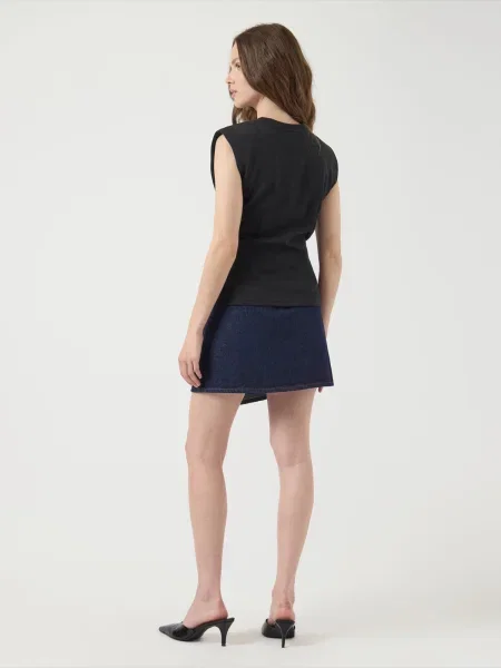 Top Yas negru