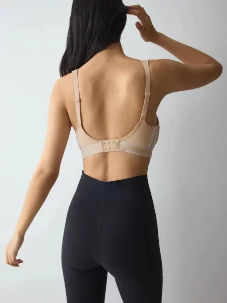 Triumph športová podprsenka béžová