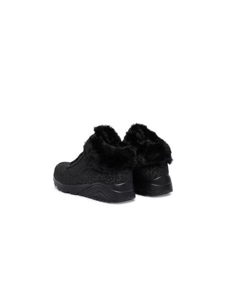 Kotníková obuv Skechers černé
