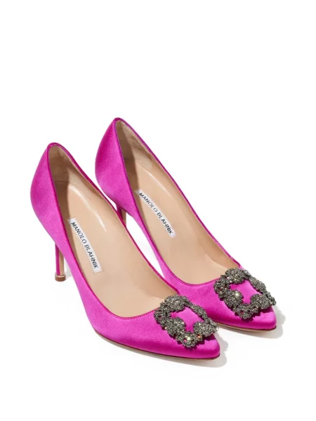Pantofi cu toc Manolo Blahnik cu cataramă roz