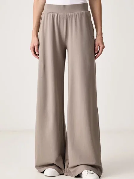 Emporio Armani pantaloni de trening pentru femei din cu bej