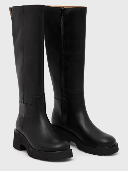 Шкіряні чоботи Camper Milah на платформі чорний